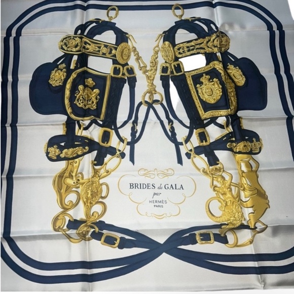 Hermès Silk Scarf, Brides of Paris series, with Open Hermés Scarf Bag - Picture 2 of 11